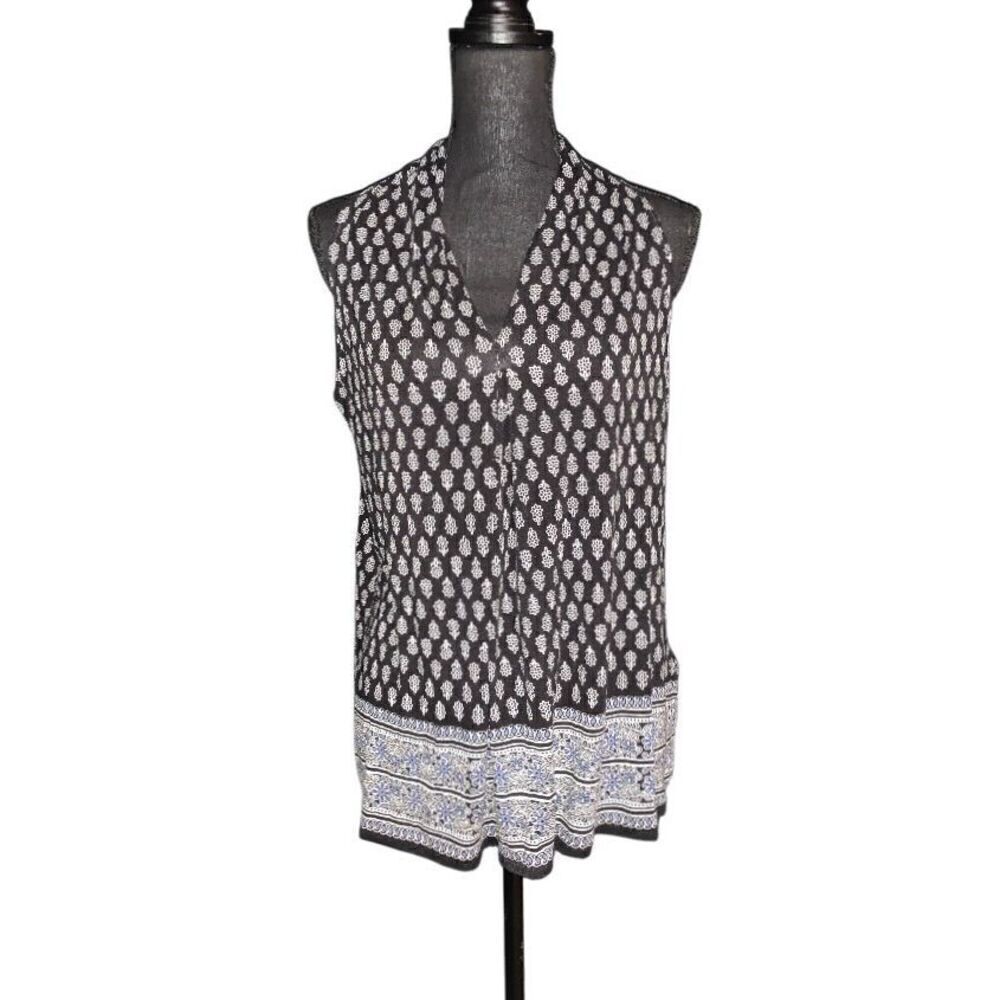Max Studio V-neck Tank Top